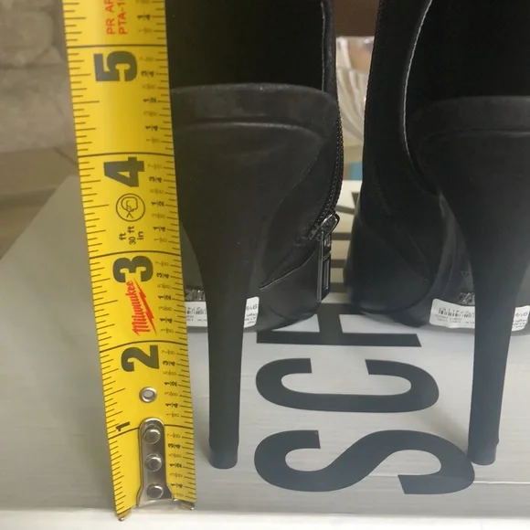 **SOLD** Schutz Bootie - Picture 3 of 5